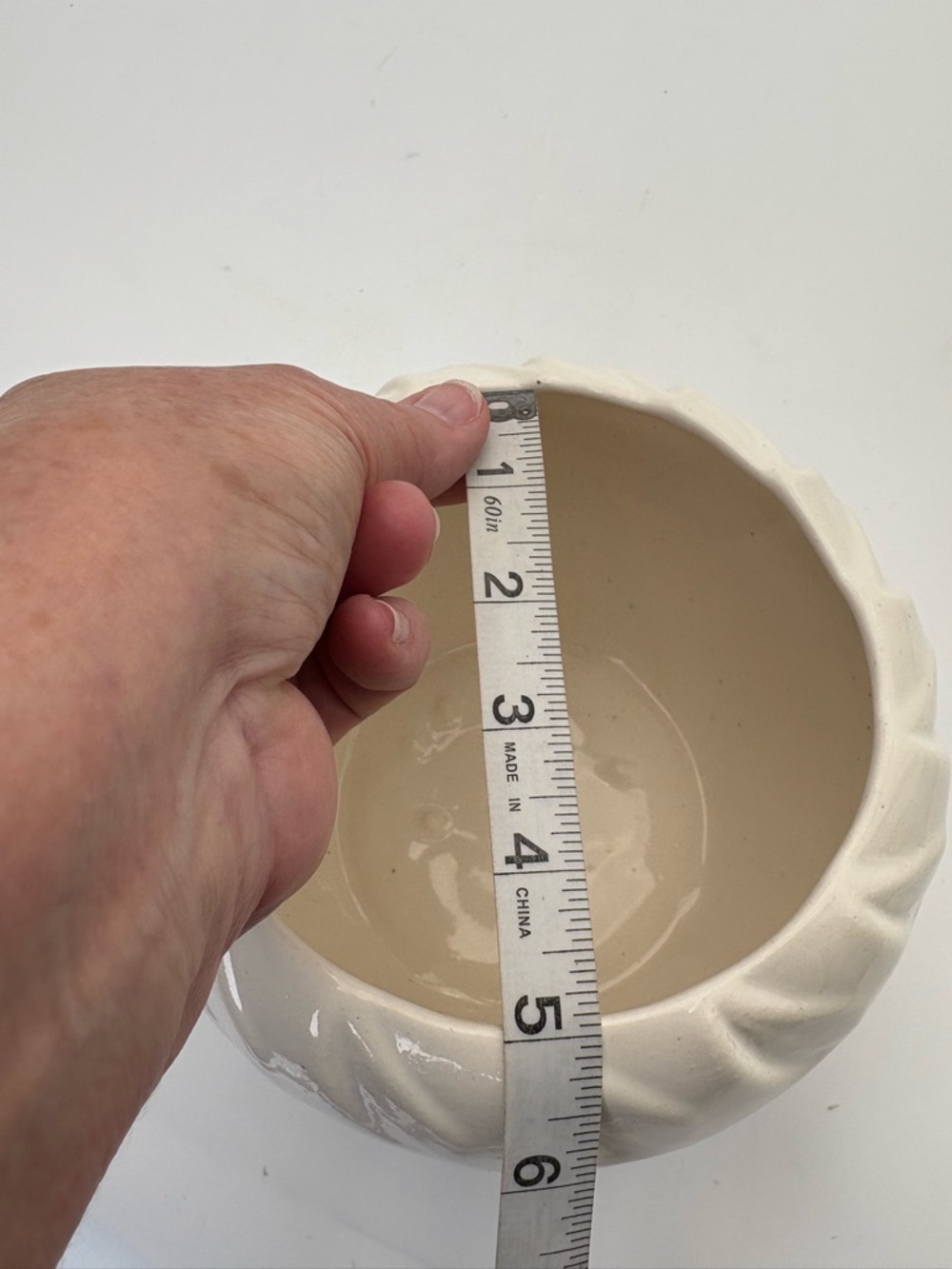 Vintage California Pottery Cream Decorative Bowl or Planter - Picture 7 of 12